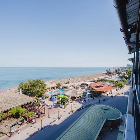 Апартаменты Seafront With Panoramic Terrace *