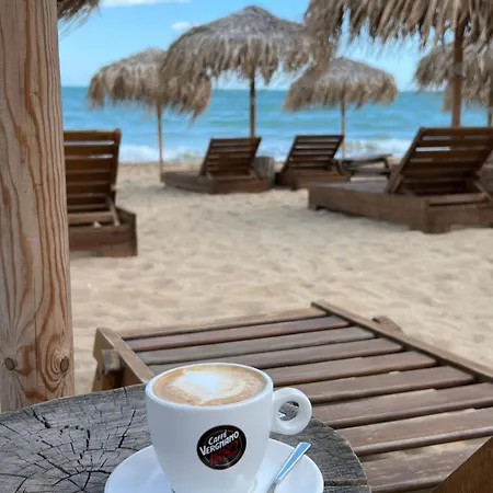 Апартаменты Seafront With Panoramic Terrace Золотые Пески